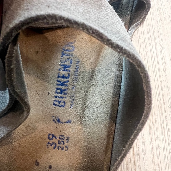 Birkenstock women size 39 EUC - Picture 6 of 7